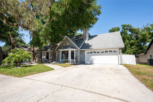 1916 River Crossing Dr, VALRICO, FL, 33596-7239 | Card Image