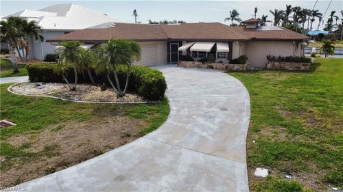 5330 Majestic Ct, Cape Coral, FL, 33904-5942 | Card Image