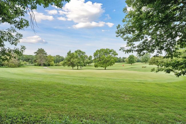 Beautiful golf course views from the backyard! | Image 44