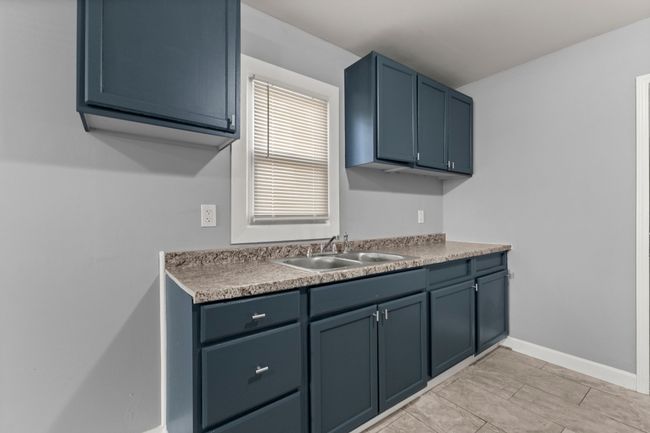15840 Dexter Ave, House other with 3 bedrooms, 1 bathrooms and null parking in Detroit MI | Image 12
