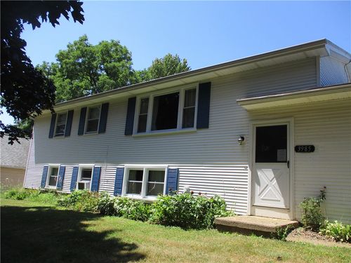 3985 Ontario Center Rd, Walworth, NY, 14568-9729 | Card Image
