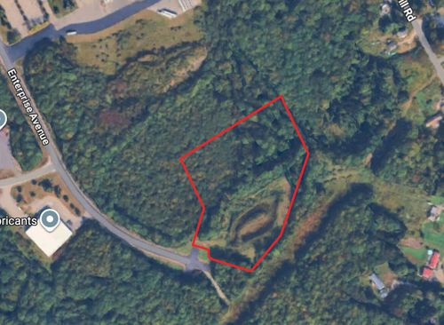 8 Enterprise Avenue, Gardiner, ME, 04345 | Card Image