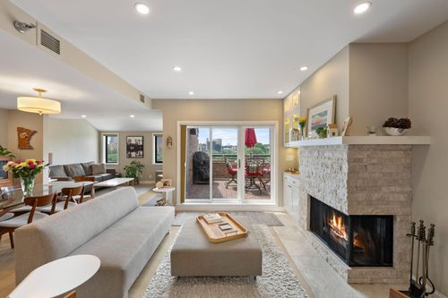 unit-f412-110 1st Ave Ne, Minneapolis, MN, 55413-2654 | Card Image