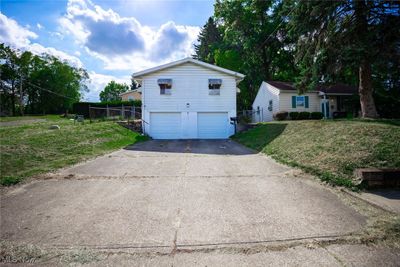 306 E State Street, House other with 3 bedrooms, 2 bathrooms and null parking in Barberton OH | Image 1