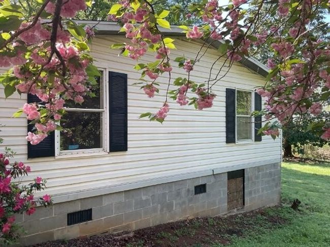 212 Barracuda Rd, House other with 3 bedrooms, 2 bathrooms and null parking in Pickens SC | Image 4