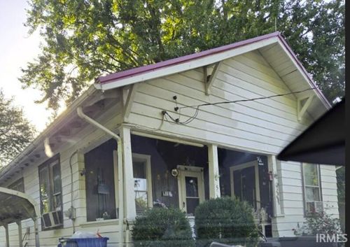 5 W Happy St, Freelandville, IN, 47535-6024 | Card Image