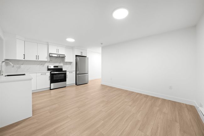 5628 Chaffey Ave, Home with 6 bedrooms, 5 bathrooms and 2 parking in Burnaby BC | Image 30