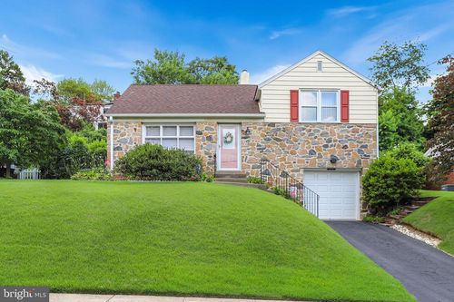 2433 Greenhill Rd, LANSDOWNE, PA, 19050-1029 | Card Image