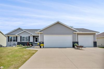 210 Driftwood Circle, House other with 5 bedrooms, 3 bathrooms and null parking in Palo IA | Image 1