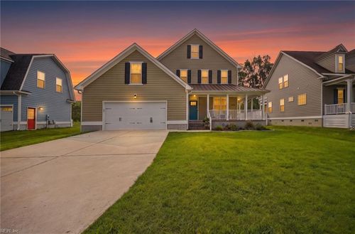 1933 Reefwood Rd, Chesapeake, VA, 23323-5413 | Card Image