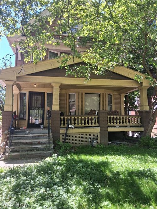 462 Eddy Rd, Cleveland, OH, 44108-1866 | Card Image