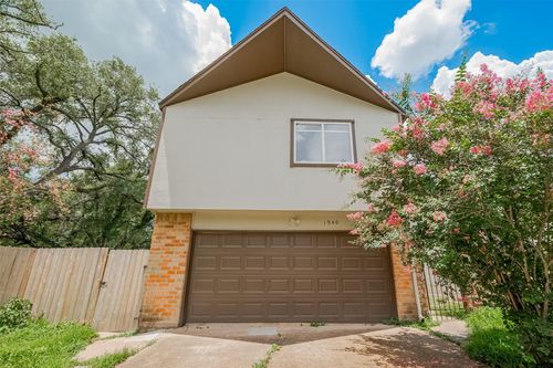 1940 E Allegro St, Houston, TX, 77080-5562 | Card Image