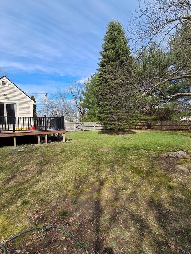 27 Hill St, House other with 3 bedrooms, 2 bathrooms and 4 parking in Raynham MA | Image 19