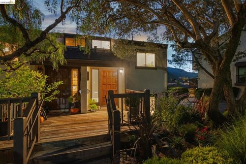 1-45 Corte Real, Greenbrae, CA, 94904-2125 | Card Image