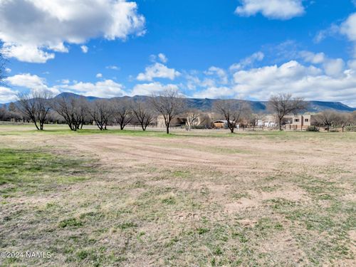 5-1086 E Amber Way, Camp Verde, AZ, 86322-7110 | Card Image