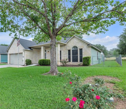 330 Rose Mayer Loop, La Grange, TX, 78945-1247 | Card Image