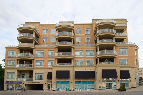 704a-15277 Yonge St, Aurora, ON, L4G1Y3 | Card Image