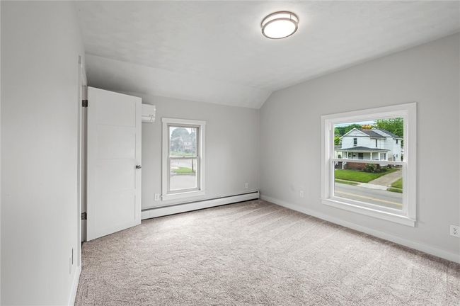 1218 W Ridge Ave, House other with 3 bedrooms, 3 bathrooms and 2 parking in Sharpsville PA | Image 19