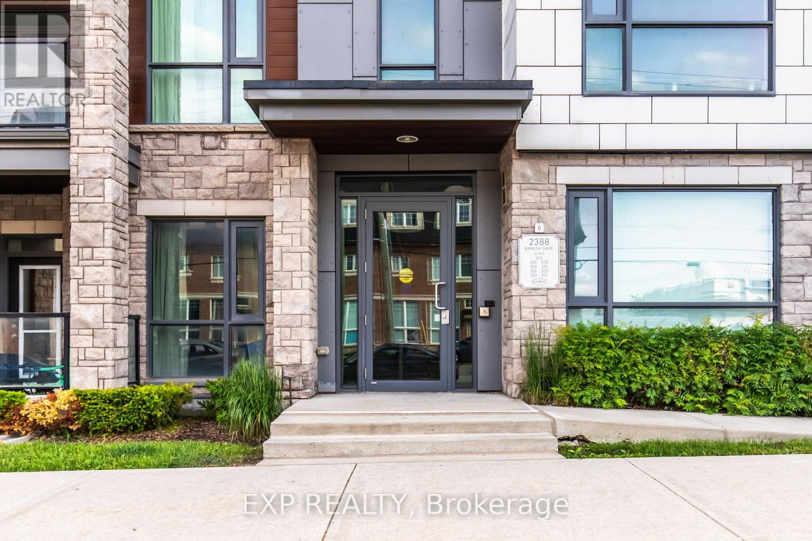 Residential in Oakville (WM Westmount) 4