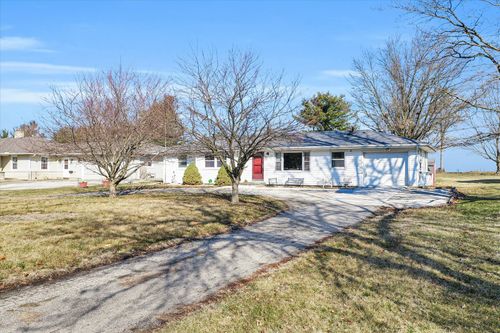 420 North St, Weldon, IL, 61882-4643 | Card Image