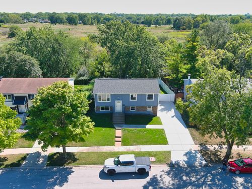 7505 165th St, Tinley Park, IL, 60477-1513 | Card Image