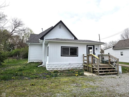 212 W Burnside Ave, Fairland, IN, 46126-9550 | Card Image