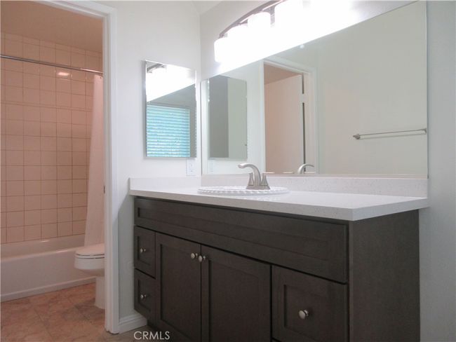 18523 Kinzie St, House other with 3 bedrooms, 2 bathrooms and 2 parking in Northridge CA | Image 24