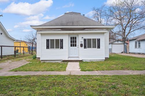 209 F St Ne, Miami, OK, 74354-6408 | Card Image