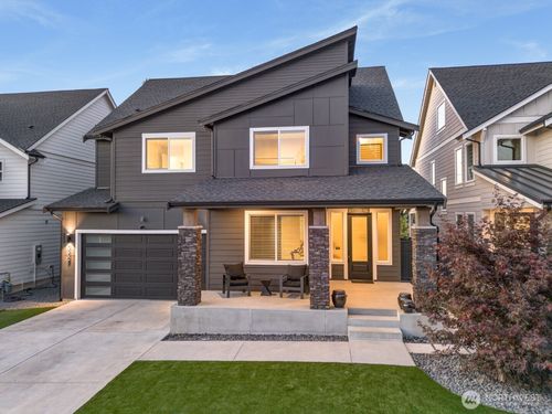 2302 29th Street Pl Se, Puyallup, WA, 98374-4023 | Card Image