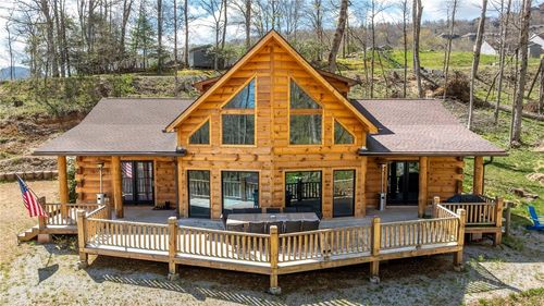 1358 Sugar Mountain Dr, Sugar Mountain, NC, 28604-7197 | Card Image