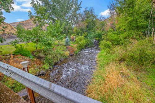 8385 Asotin Creek Rd, Asotin, WA, 99402-9745 | Card Image