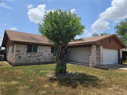 2821 N 28 1/2 St, McAllen, TX, 78501-1610 | Card Image