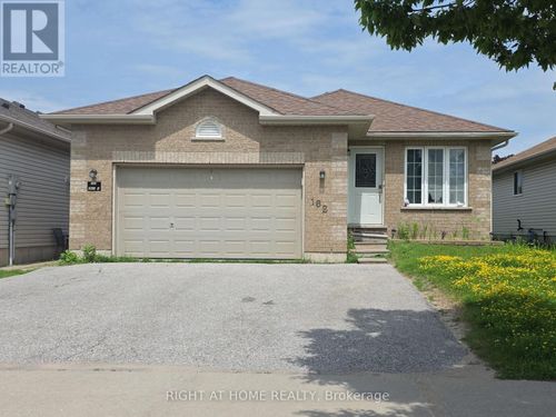 162 Hanmer St E, Barrie, ON, L4M6W2 | Card Image