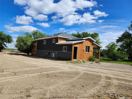 NA Service Rd, McLean, SK, S0G | Card Image