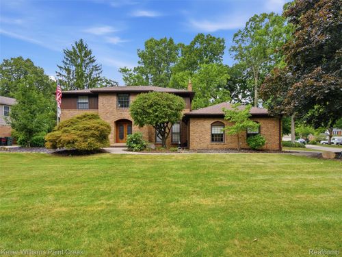 2950 Leyton Ct, Rochester Hills, MI, 48306-3047 | Card Image