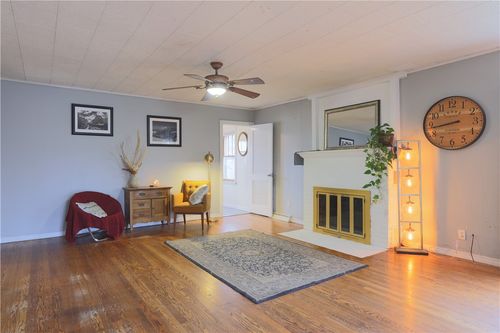 412 S Springfield St, Berryville, AR, 72616-3953 | Card Image