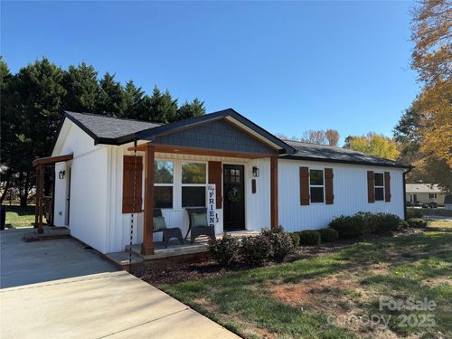 624 Cedar Grove Dr, Gastonia, NC, 28056-8915 | Card Image