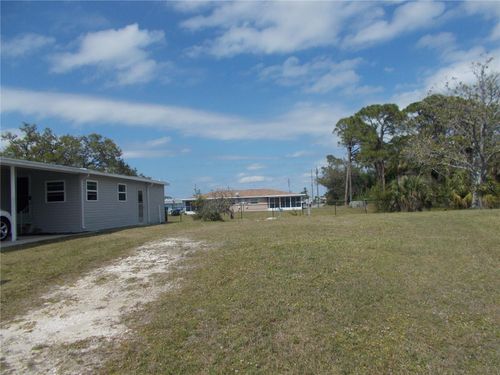 5552 Holiday Park Blvd, North Port, FL, 34287-2629 | Card Image