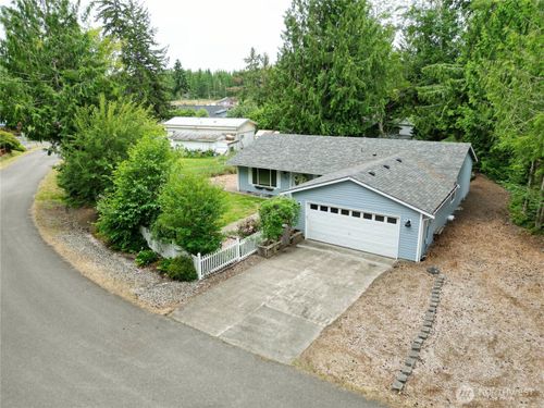 140 Se Foxglove Ave, Shelton, WA, 98584-7709 | Card Image