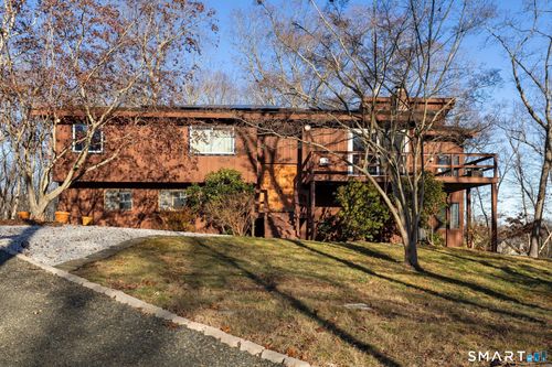 69 Hidden Ln, Guilford, CT, 06437-2849 | Card Image