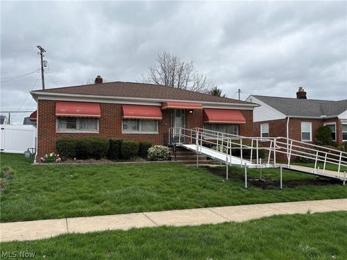 2436 Tuxedo Ave, Parma, OH, 44134-1431 | Card Image