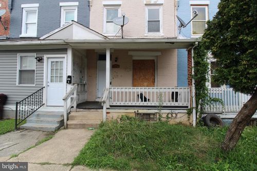 939 E 17th St, WILMINGTON, DE, 19802-5110 | Card Image