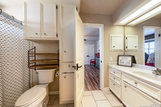 7046 Devonshire Dr, House other with 5 bedrooms, 5 bathrooms and null parking in Spring Branch TX | Image 33