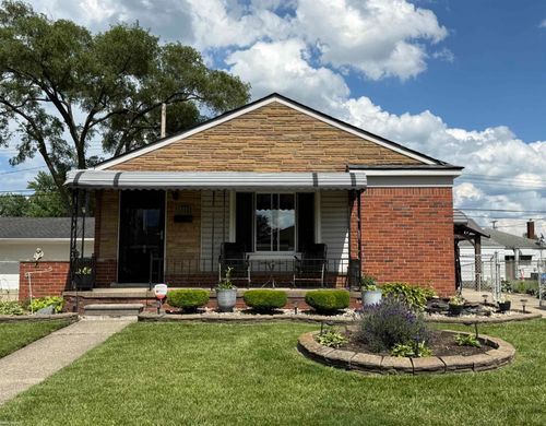 28460 Hollywood Street, Roseville, MI, 48066 | Card Image