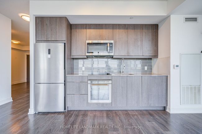 1205 - 36 Forest Manor Rd, Condo with 3 bedrooms, 2 bathrooms and null parking in North York ON | Image 10