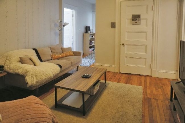 APT-32 - 1800 Massachusetts Ave, Condo with 4 bedrooms, 1 bathrooms and null parking in Cambridge MA | Image 7