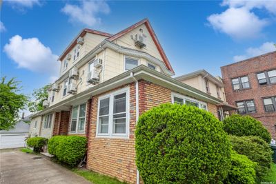 83-21 124th Place, House other with 6 bedrooms, 3 bathrooms and null parking in Kew Gardens NY | Image 2