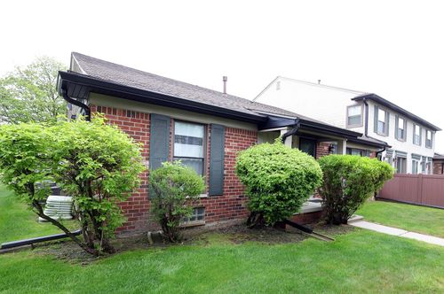 41382 Northwind Dr, Canton, MI, 48188-3117 | Card Image