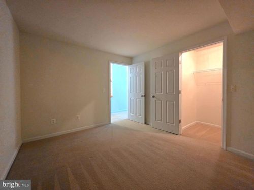 15328 Elizabeth Burbage Loop, WOODBRIDGE, VA, 22191-4143 | Card Image