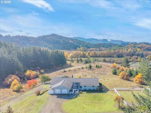 24312 Cardwell Hill Dr, Philomath, OR, 97370-9739 | Card Image
